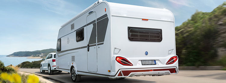 8 Simple Tips to Stop Your Caravan From Swaying