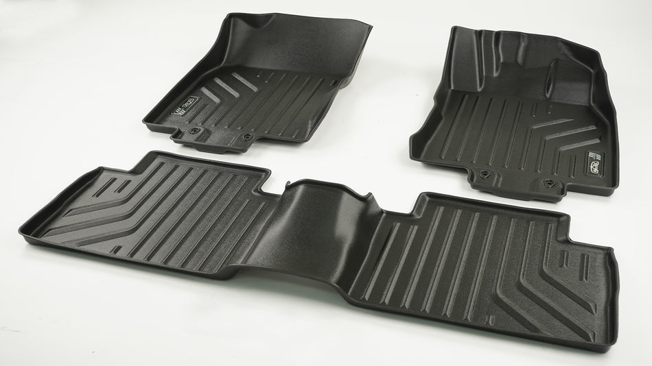 MaxPro Floor Liner Nissan X-Trail Complete set for RHD vehicle