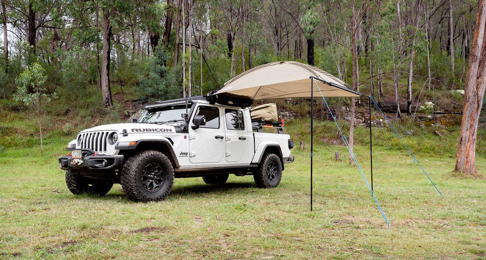 DOME 1300 Awning with STOW iT