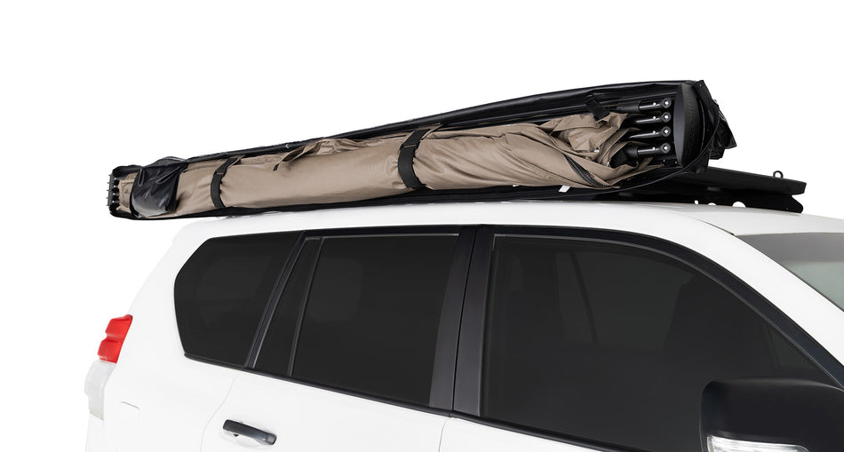 Batwing Awning (Right) with STOW iT (33115)