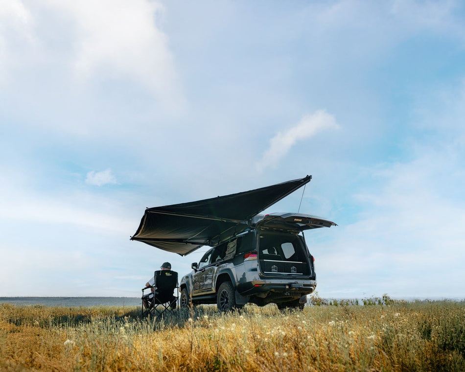 Deltawing 180° Awning (1.75m, Unsupported)