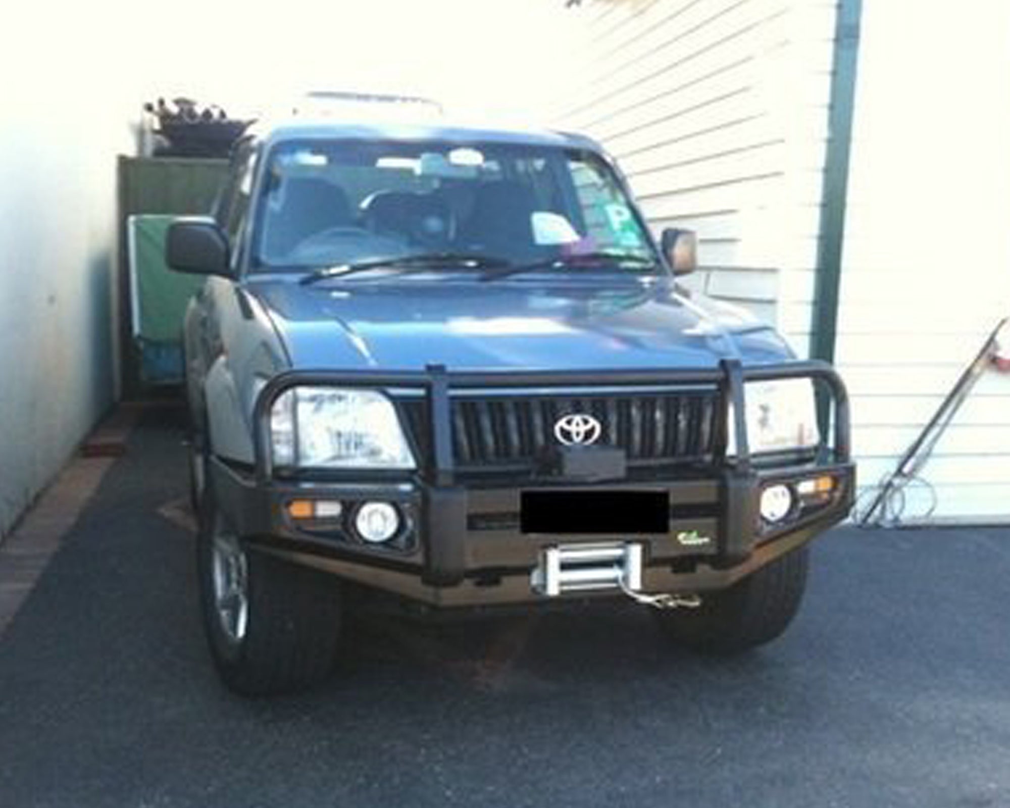 Deluxe Bull Bar – Bars N Racks