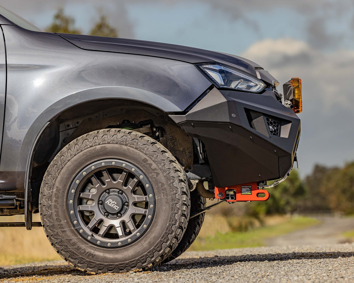 (BBR095) RAID BULL BAR – Bars N Racks