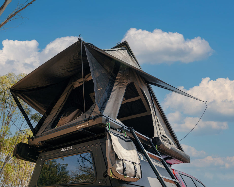 (IRTT0056) Orion 1400 Hardshell Roof Top Tent