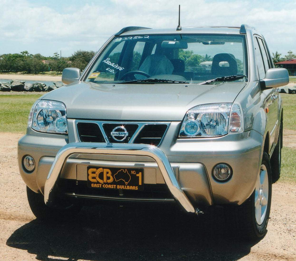 Nissan X-Trail T30 Nudge Bar (10/01 To 09/07)