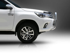 Toyota Hilux Sr Nudge Bar - Series 2 (07/15 To 05/18)