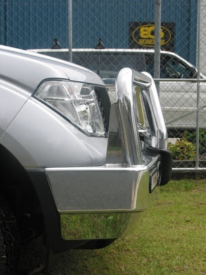 Nissan Navara D40 Bullbar With Bumper Lights (/05 To 12/11)