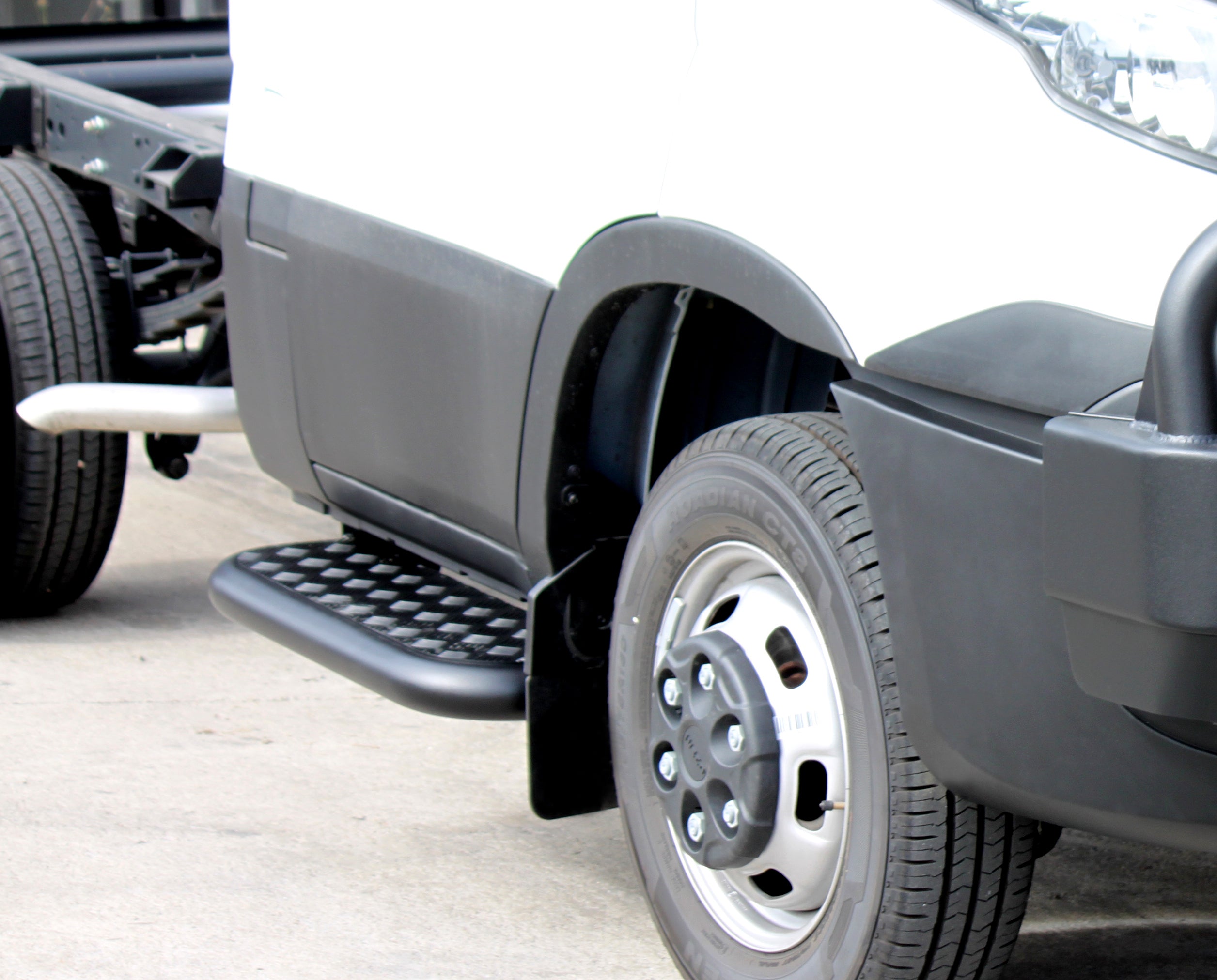 Iveco Daily 50C Side Steps (02/15 To 01/21)