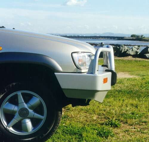 Nissan Pathfinder R50 Series 2 Bullbar (02/99 To 06/05)