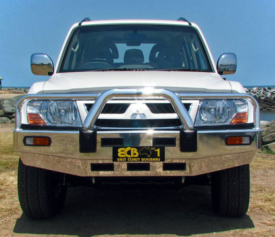 Mitsubishi Pajero Nm Bullbar (05/00 To 10/02)