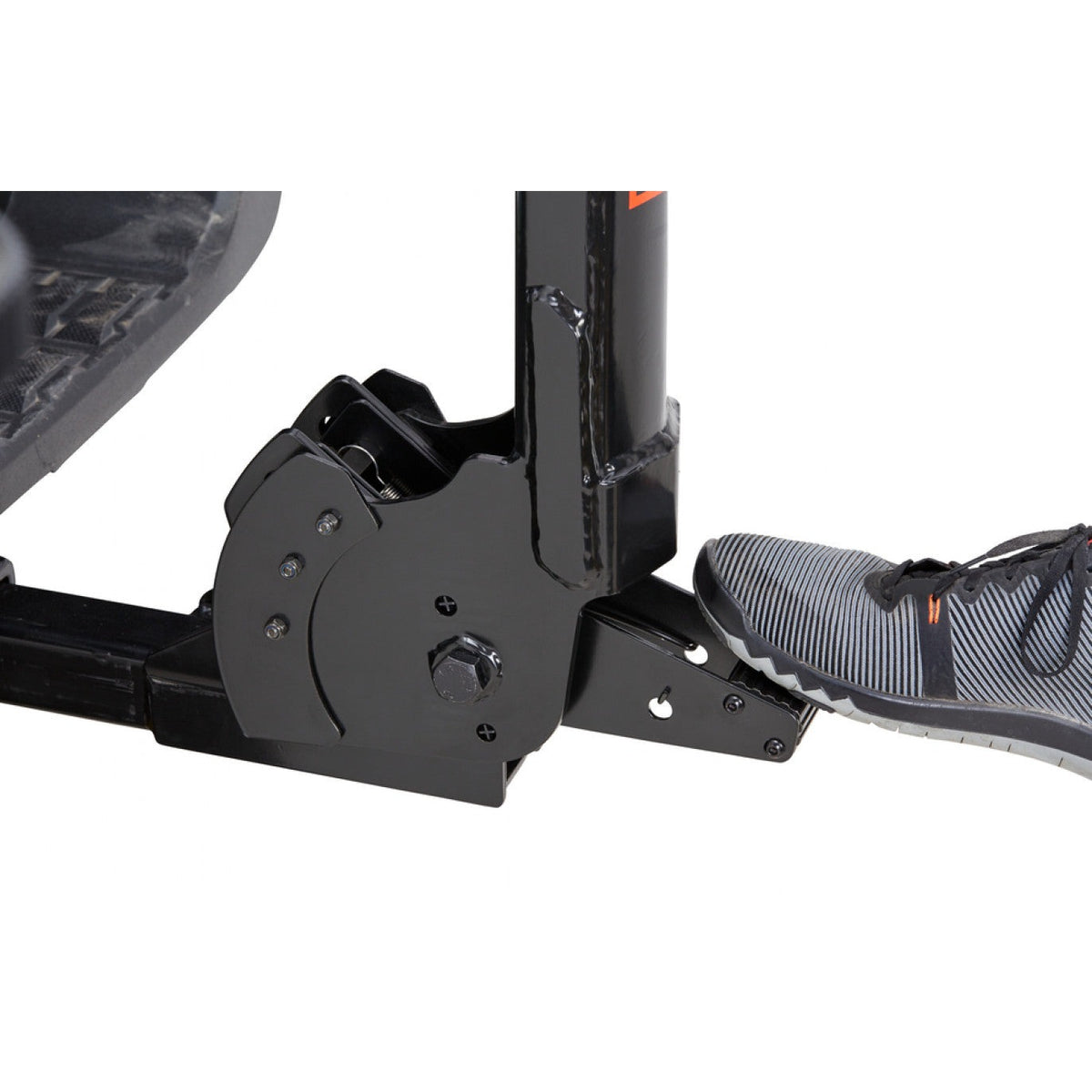 HangOver foot pedal for tilting the mast